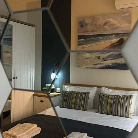 Apartamento Elizi Summer House In South Bay