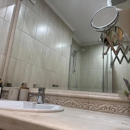 Апартамент Elizi Summer House In South Bay