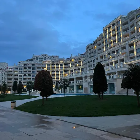 Elizi Summer House In South Bay Апартамент Варна