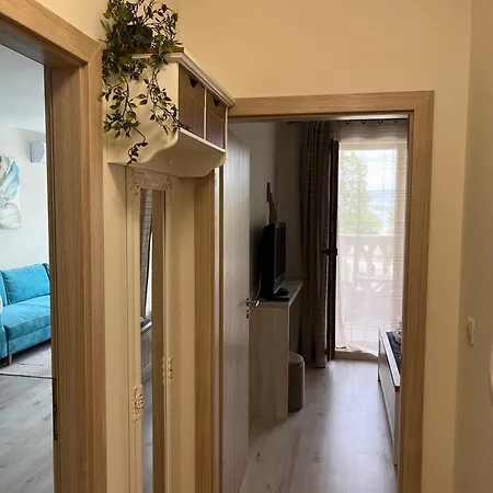 Elizi Summer House In South Bay Апартамент