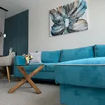 Elizi Summer House In South Bay Апартаменты *