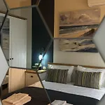 Апартаменты Elizi Summer House In South Bay