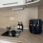 Апартаменты Elizi Summer House In South Bay *