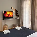 Elizi Summer House In South Bay Апартаменты *