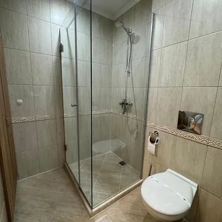 דירה Elizi Summer House In South Bay וארנה